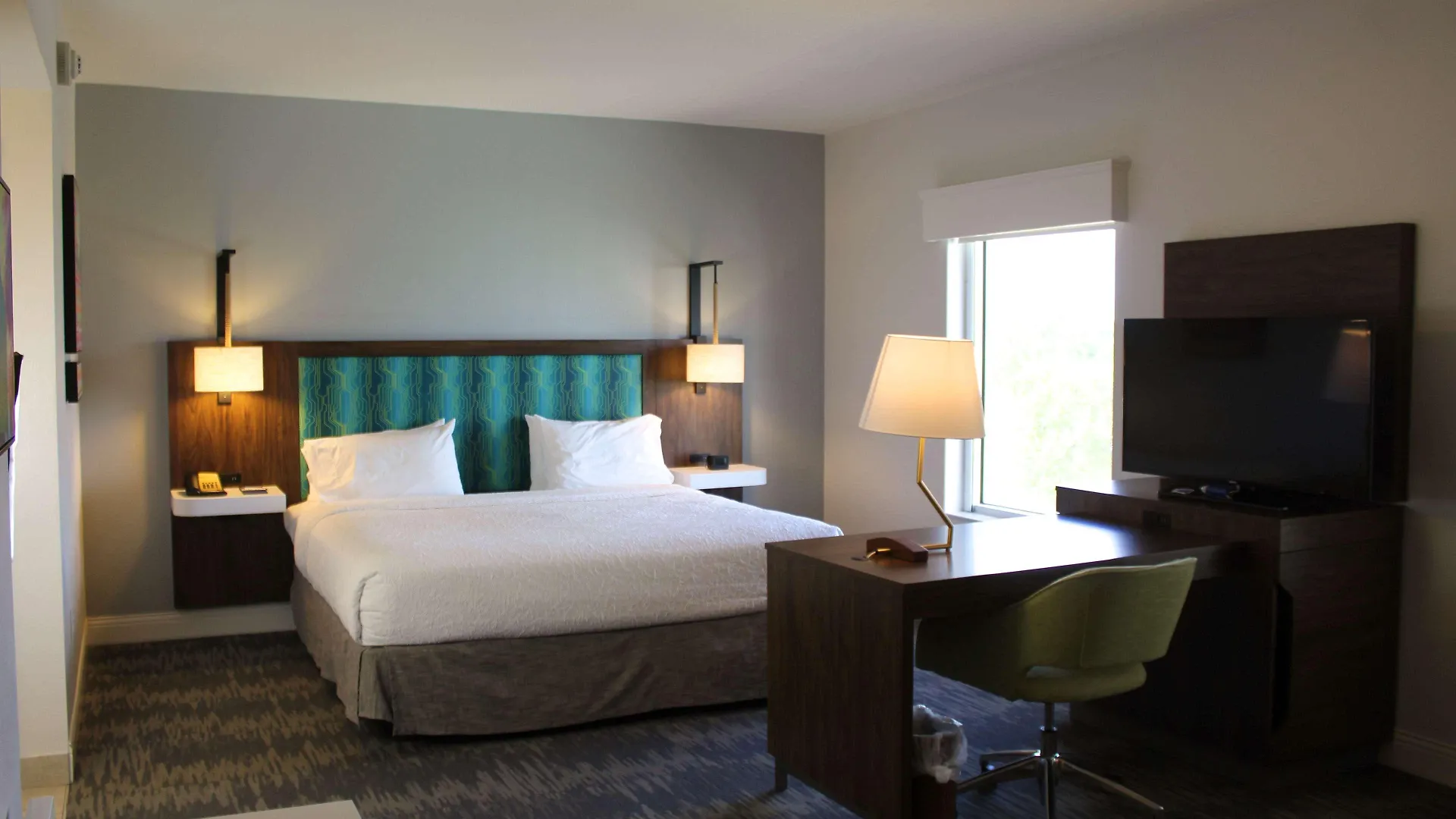 Hampton Inn & Suites Sarasota / Bradenton - Airport Hotel