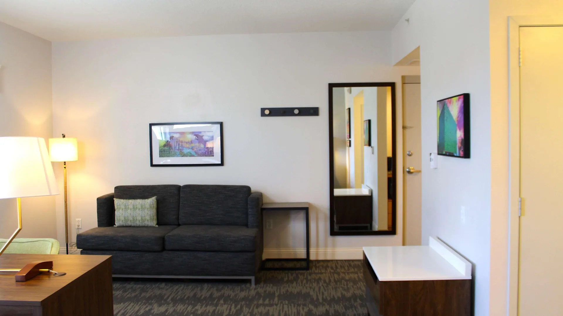 Hampton Inn & Suites Sarasota / Bradenton - Airport