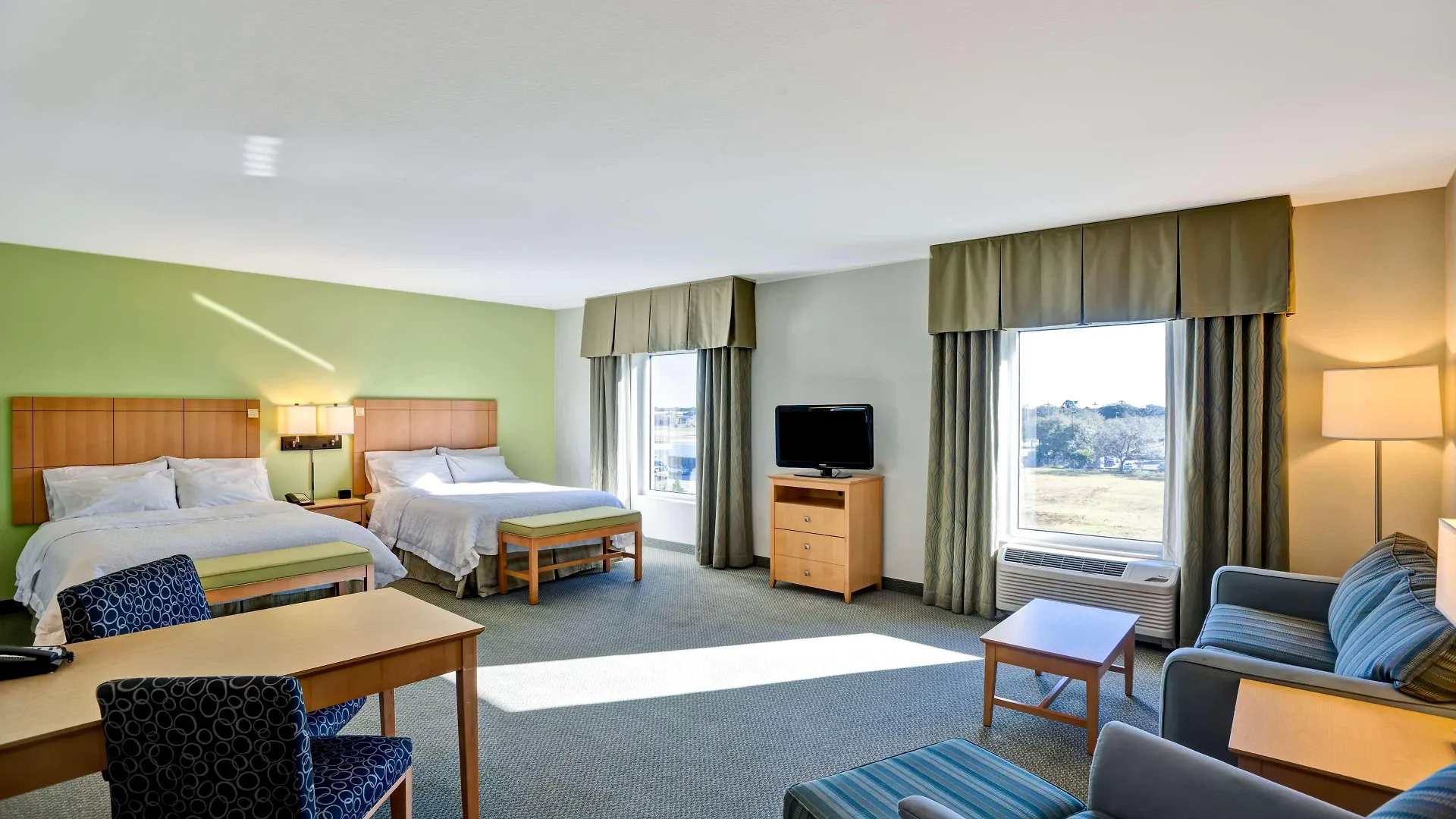 Hampton Inn & Suites Sarasota / Bradenton - Airport 3*,