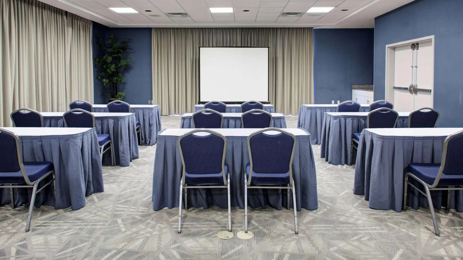 Hampton Inn & Suites Sarasota / Bradenton - Airport Hotel